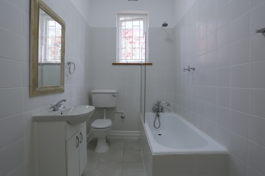 To Let 3 Bedroom Property for Rent in Kalk Bay Western Cape